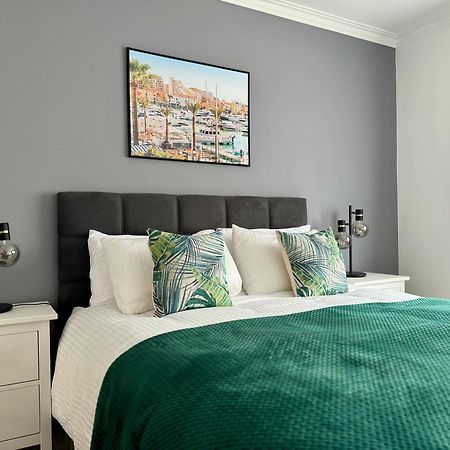 Princess Retreat Beautiful Modern Aprt 2 Min Walk From Quarteira Beach Eksteriør billede