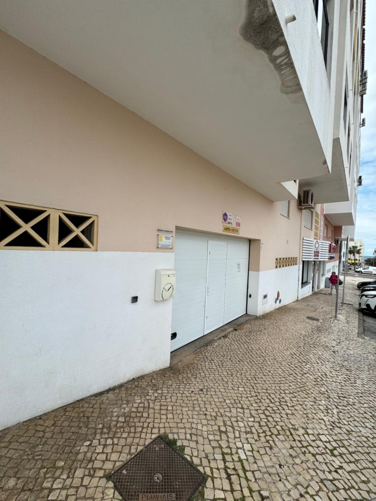 Princess Retreat Beautiful Modern Aprt 2 Min Walk From Quarteira Beach Eksteriør billede